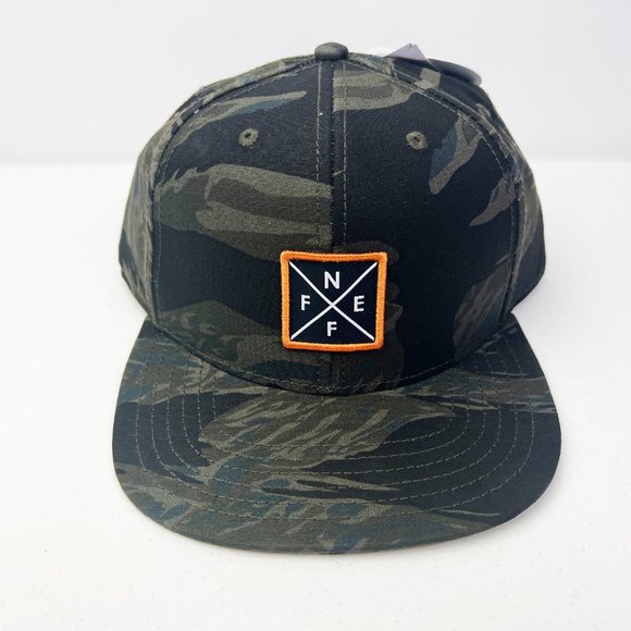 Neff Men's Tilted Patch SB Snapback Hat - GREEN CAMO One Size NWT - Picture 2 of 8